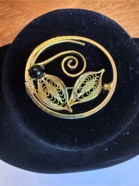 Gold Leaf Circle Brooch with Black Accent